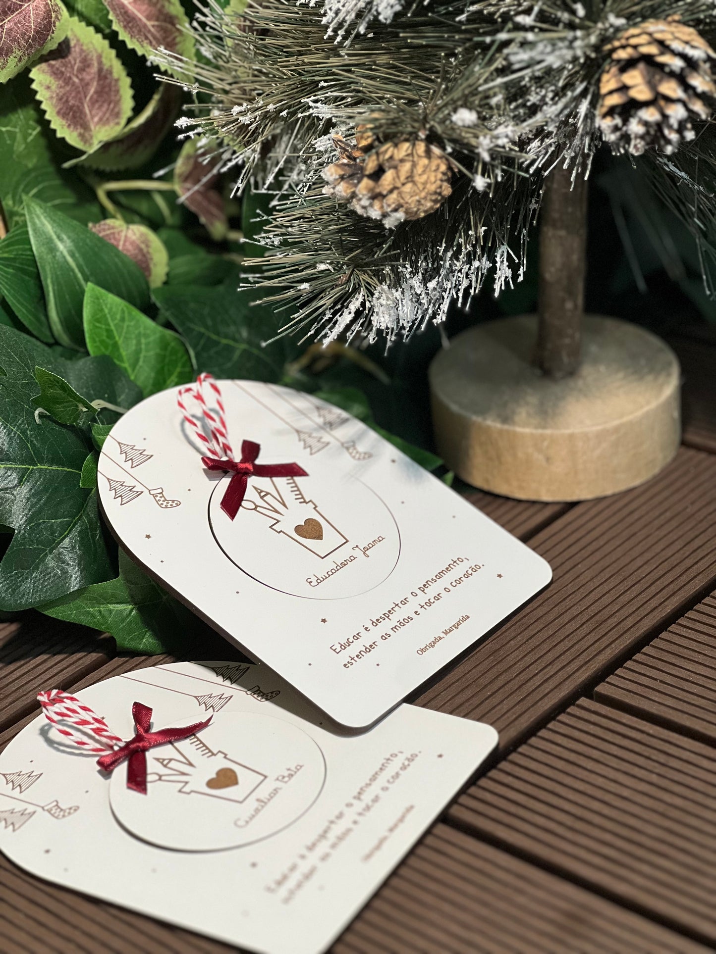 Ornamento Destacável e Mensagem