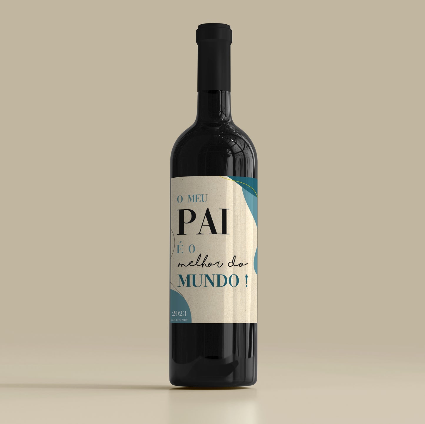 Garrafa de Vinho com Rótulo Personalizado